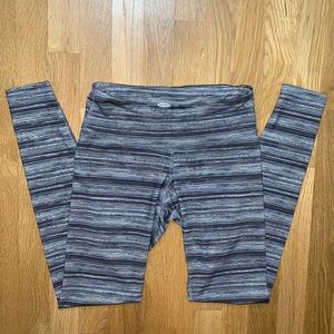 🔥 Old navy athletic leggings